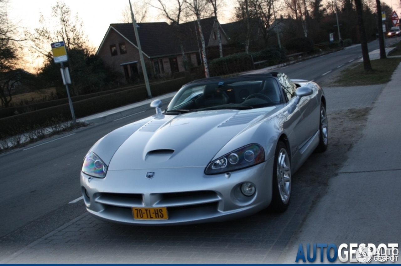 Dodge Viper SRT-10 Roadster 2003