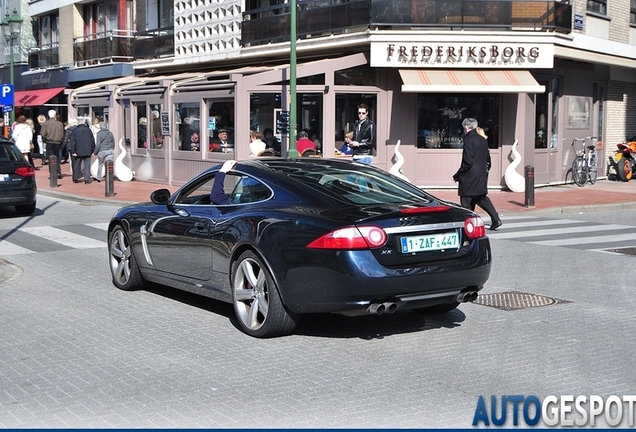 Jaguar XKR Portfolio