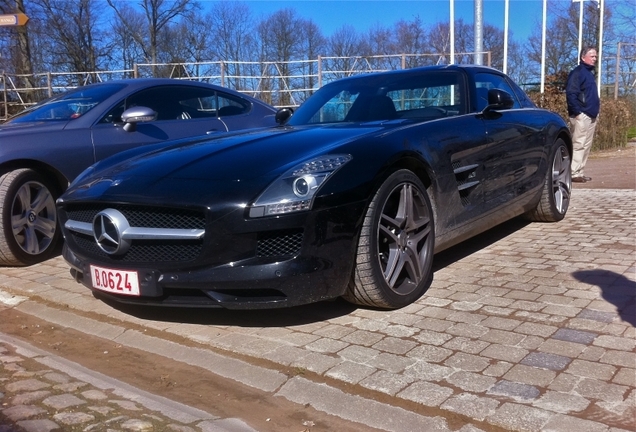 Mercedes-Benz SLS AMG