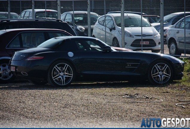 Mercedes-Benz SLS AMG