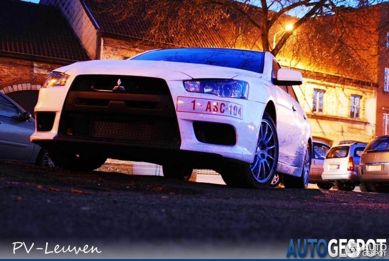 Mitsubishi Lancer Evolution X RS