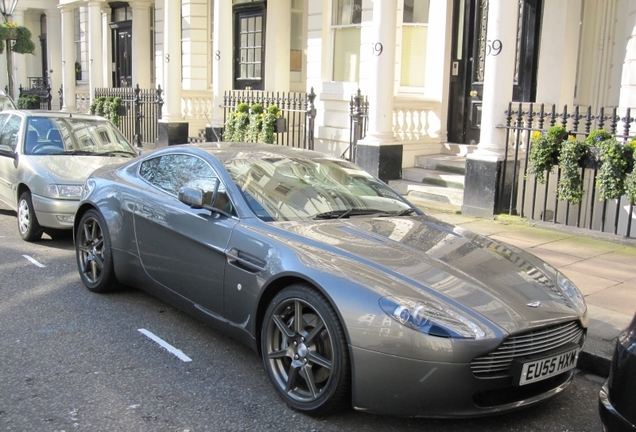 Aston Martin V8 Vantage