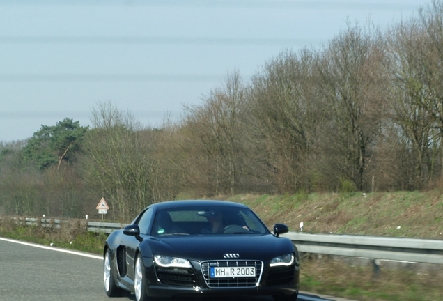 Audi R8 V10