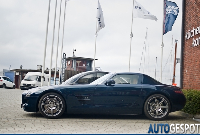 Mercedes-Benz SLS AMG