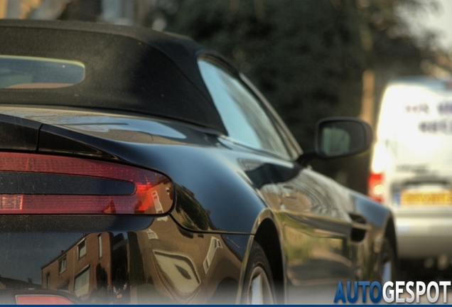 Aston Martin V8 Vantage Roadster