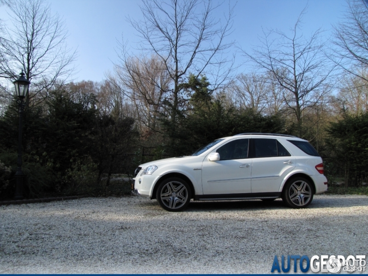 Mercedes-Benz ML 63 AMG W164 2009