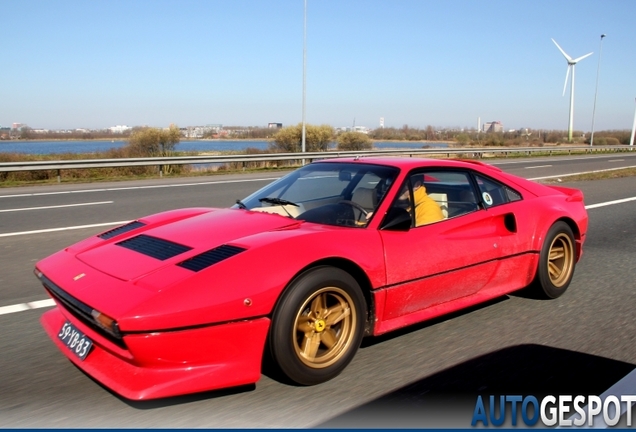 Ferrari 308 GTB Zender