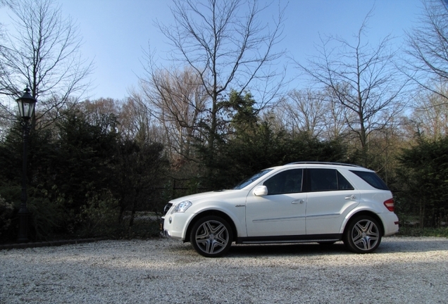 Mercedes-Benz ML 63 AMG W164 2009