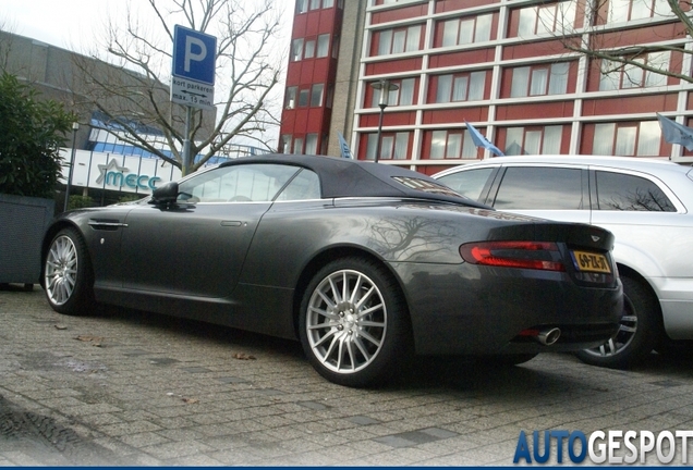 Aston Martin DB9 Volante