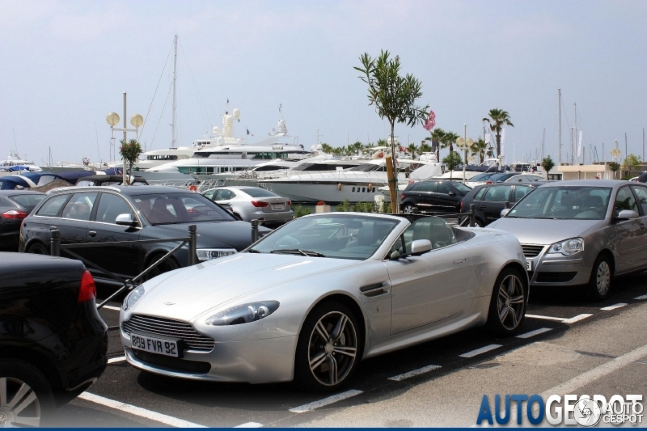 Aston Martin V8 Vantage N400 Roadster