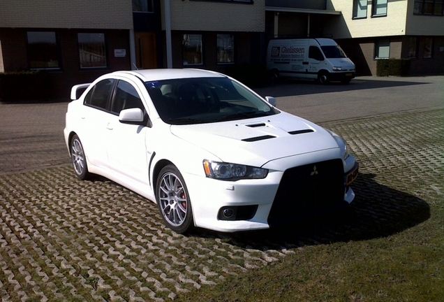 Mitsubishi Lancer Evolution X