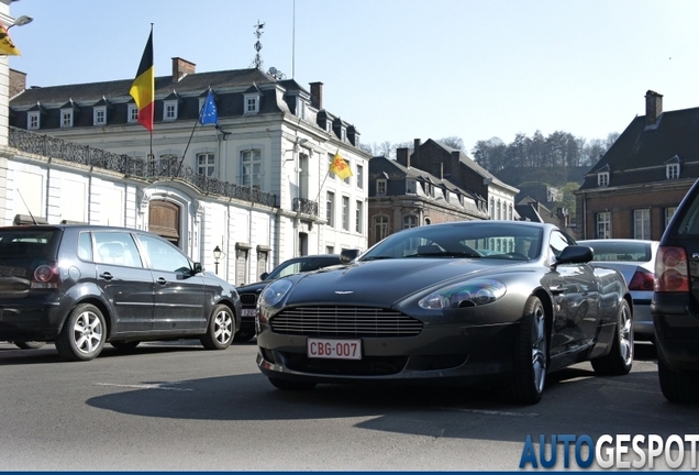 Aston Martin DB9