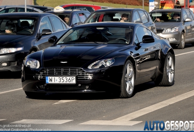 Aston Martin V8 Vantage