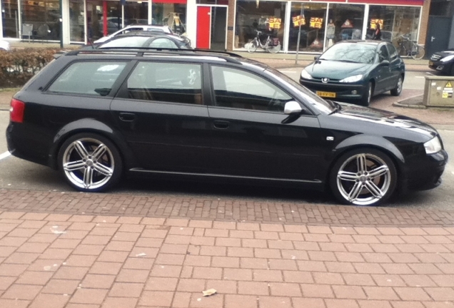 Audi RS6 Plus Avant C5