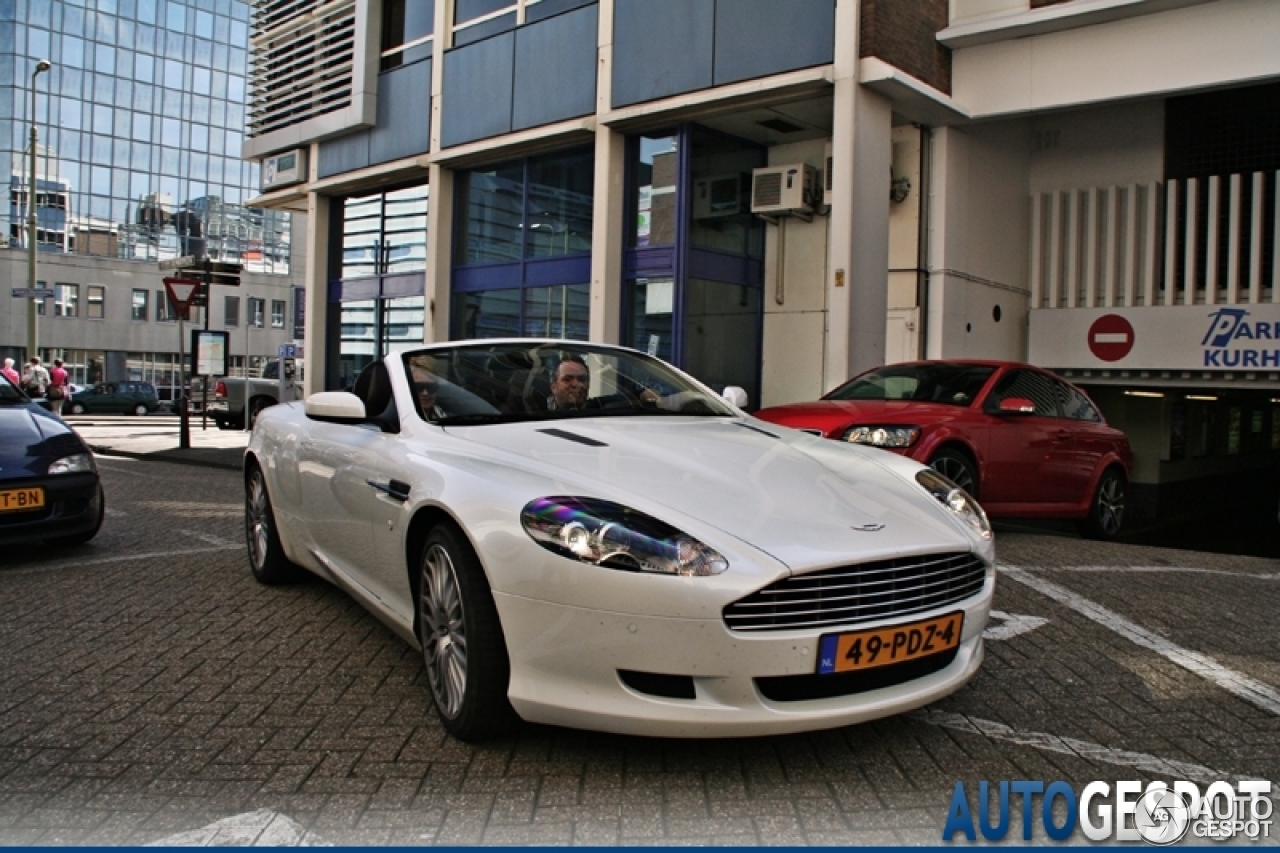 Aston Martin DB9 Volante