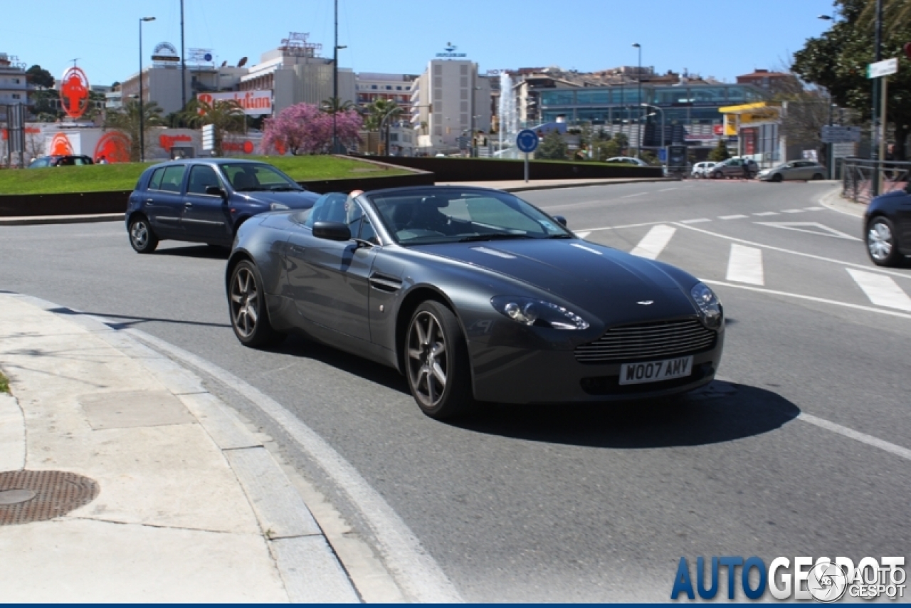 Aston Martin V8 Vantage Roadster