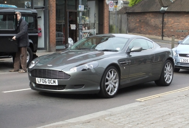 Aston Martin DB9