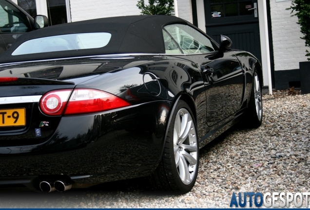 Jaguar XKR Convertible 2006