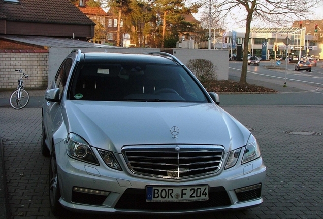 Mercedes-Benz E 63 AMG S212