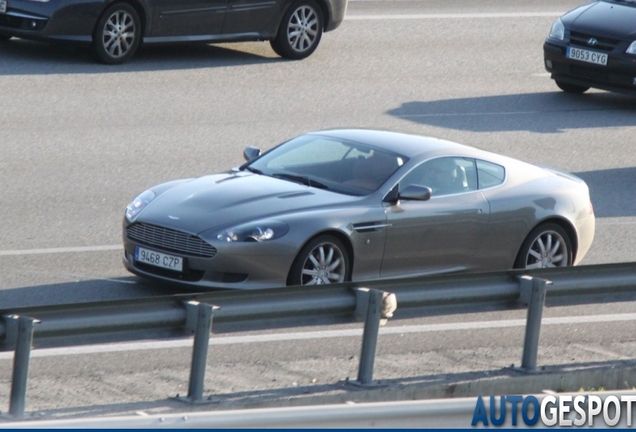 Aston Martin DB9