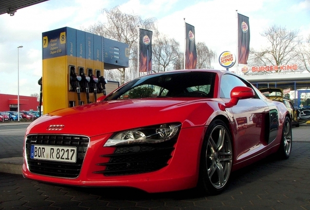 Audi R8