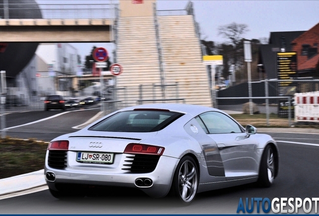 Audi R8