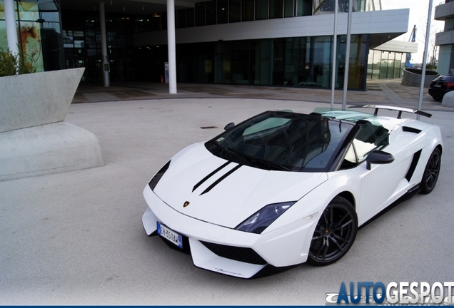 Lamborghini Gallardo LP570-4 Spyder Performante