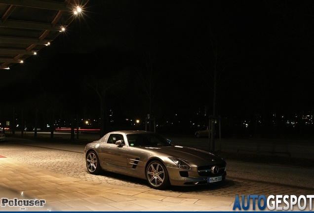 Mercedes-Benz SLS AMG