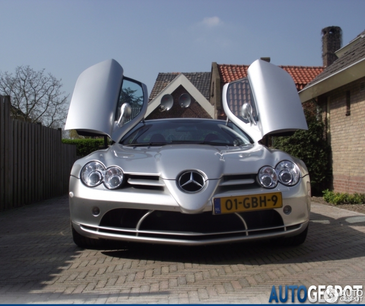 Mercedes-Benz SLR McLaren