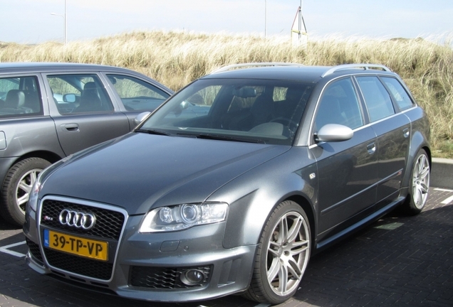 Audi RS4 Avant B7