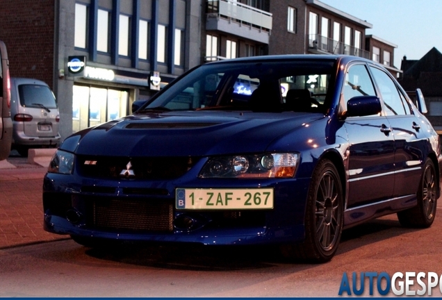 Mitsubishi Lancer Evolution IX