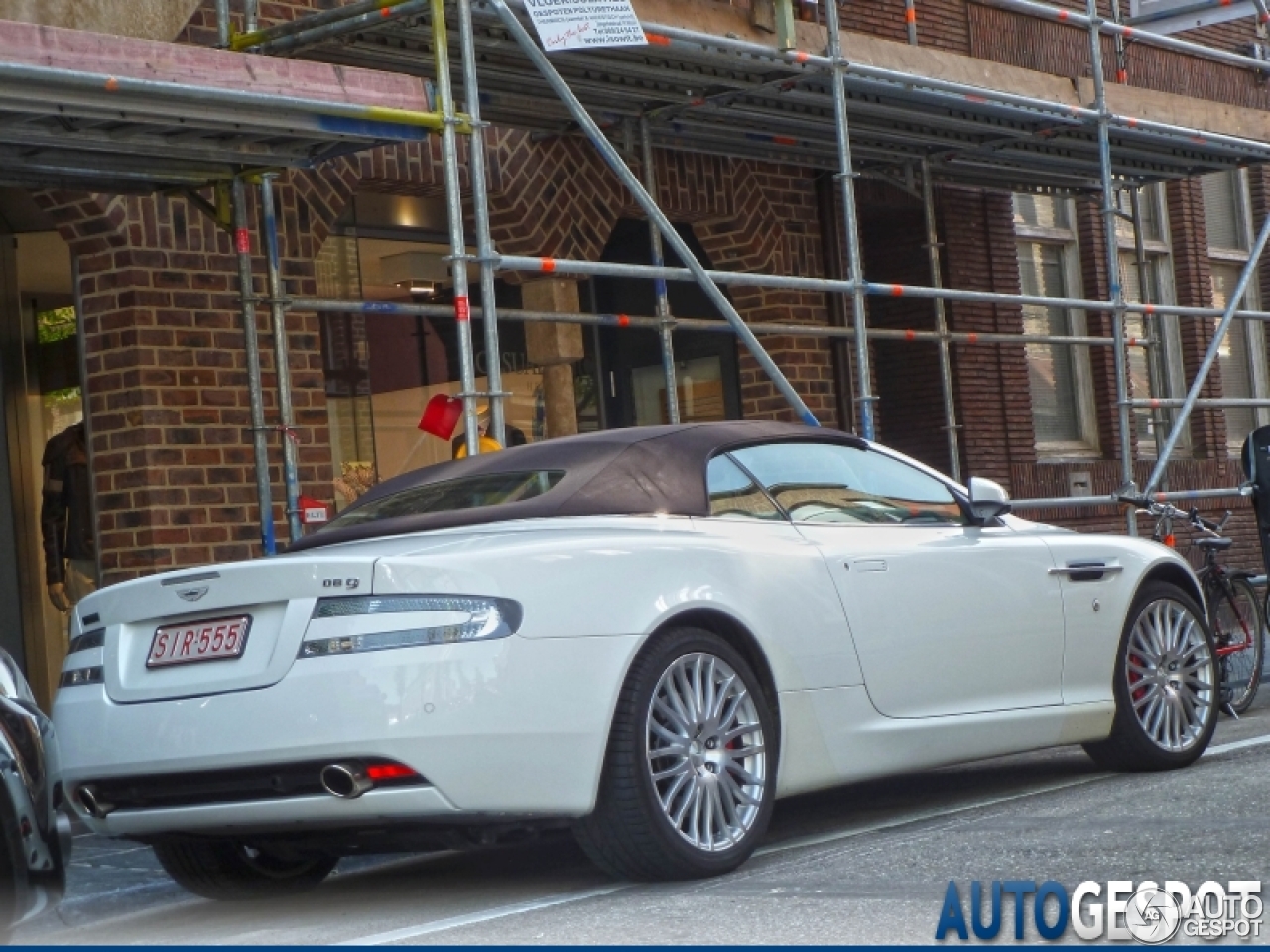 Aston Martin DB9 Volante