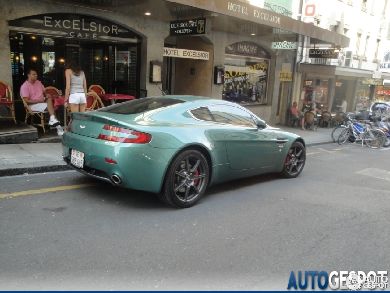 Aston Martin V8 Vantage