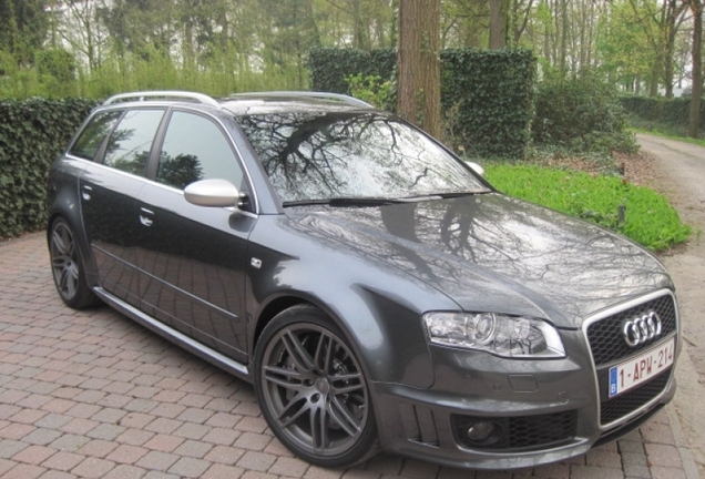 Audi RS4 Avant B7