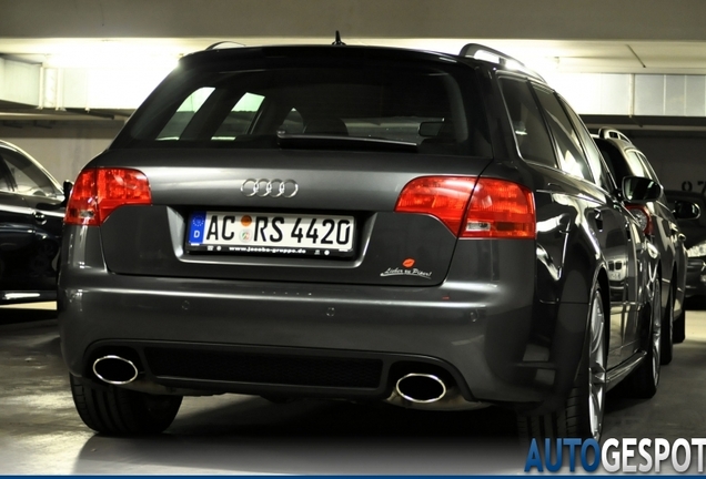 Audi RS4 Avant B7