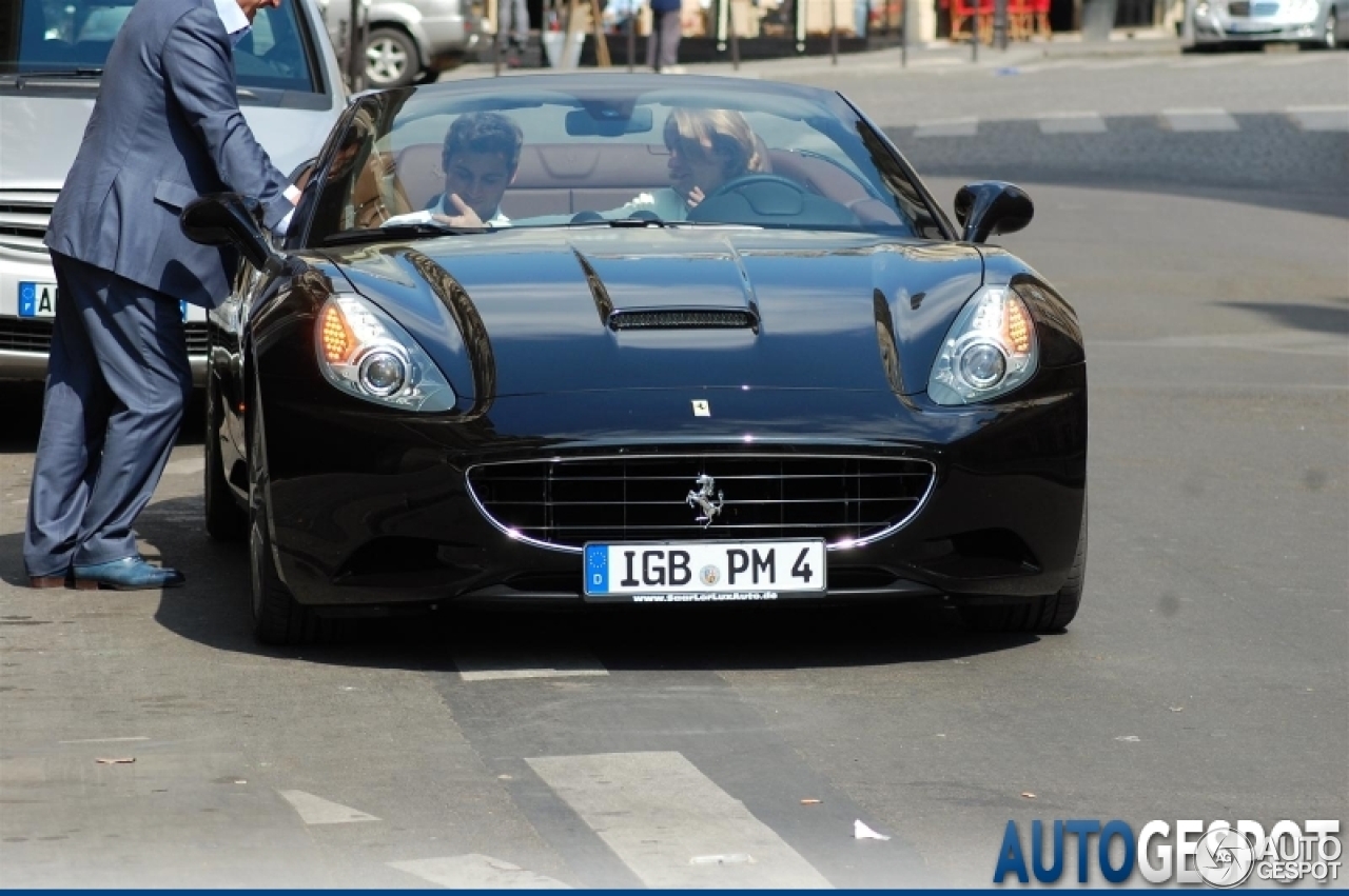 Ferrari California