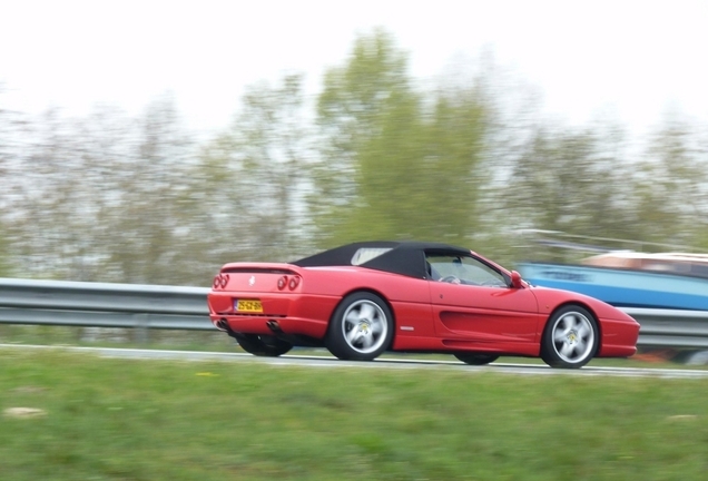 Ferrari F355 Spider