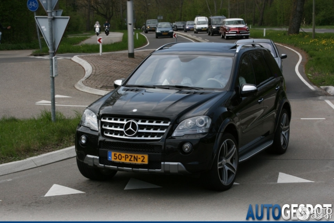 Mercedes-Benz ML 63 AMG 10th Anniversary