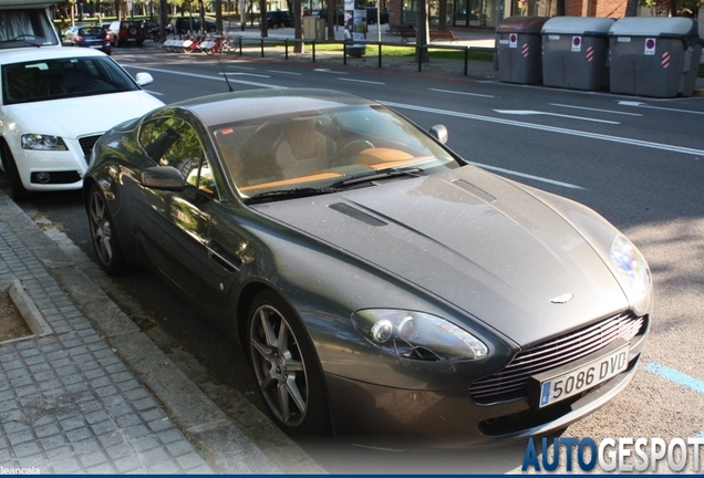 Aston Martin V8 Vantage