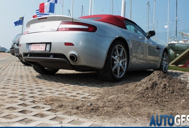 Aston Martin V8 Vantage Roadster