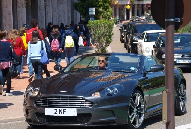 Aston Martin DBS Volante