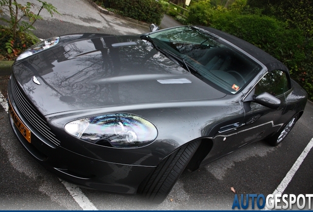 Aston Martin DB9 Volante