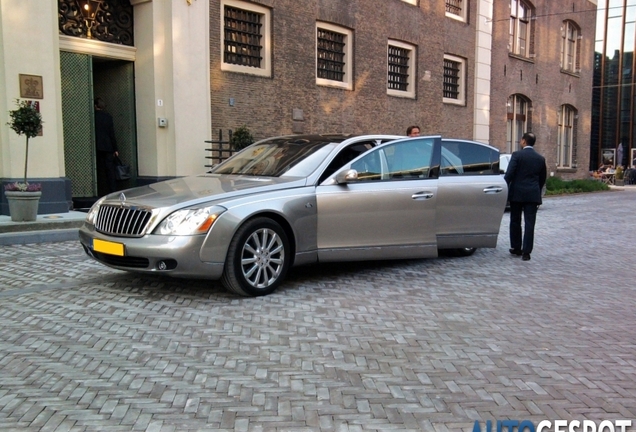 Maybach 62 S Landaulet