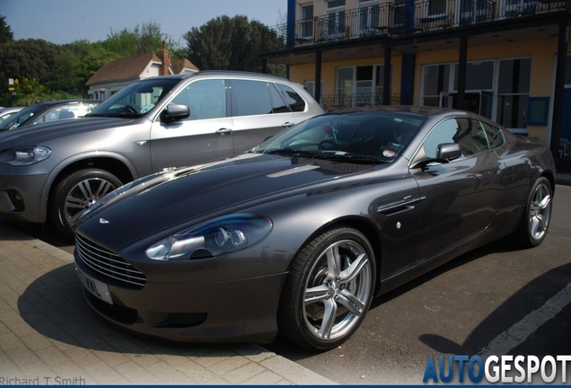 Aston Martin DB9