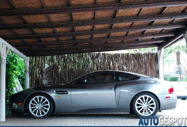 Aston Martin Vanquish