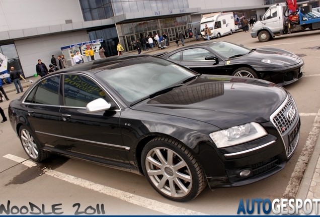 Audi S8 D3