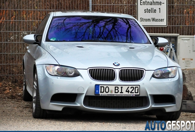 BMW M3 E90 Sedan 2009