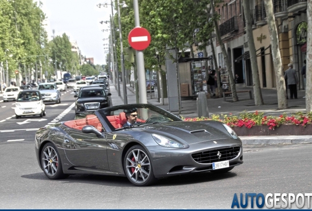 Ferrari California