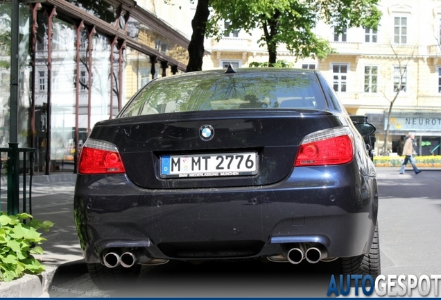 BMW M5 E60 2005