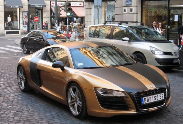 Audi R8